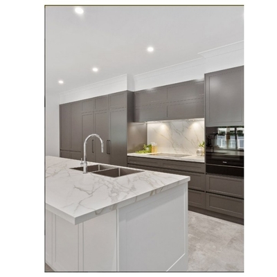 Finition de carreaux de porcelaine poli en pierre sintrée blanche