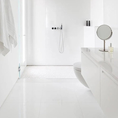 Carreaux de sol en porcelaine pure blanche de 800x800 mm pour salle de bain et murs intérieurs