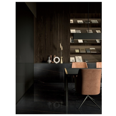 Carreaux vitrifiés de sol noir royal et rouilleux 30x30 Carreaux de sol noir brillant en porcelaine