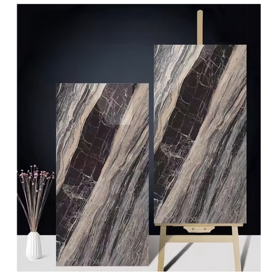 Carreaux d'escalier noir et or modernes avec bandes de feu orange 600x1200 rainures brillantes