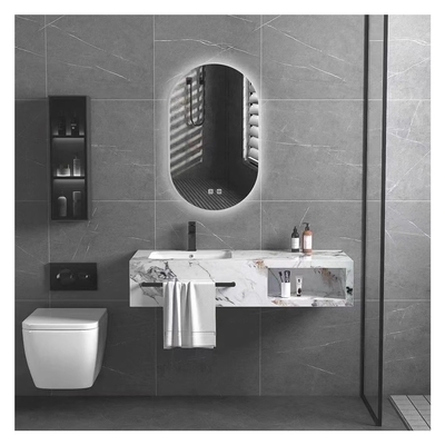 Étagère à serviettes de salle de bain à montage mural de style moderne pour organiser les petits espaces