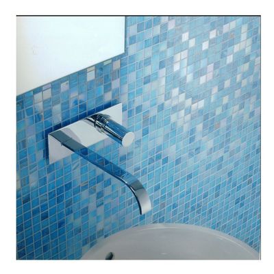 Carreaux de piscine en mosaïque en verre résistant aux acides avec motif de dauphin faits à la main à Foshan