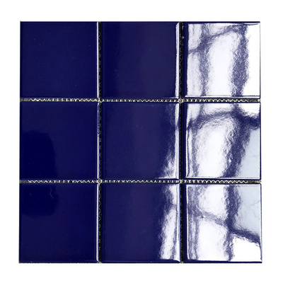 Carreaux de mosaïque en céramique bleu poli pour piscine antidérapant et à prix abordable