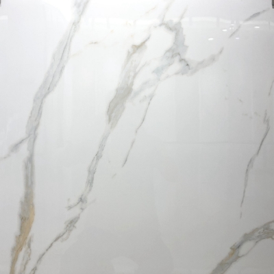 60*60 Carreaux de porcelaine en marbre d'or pour la pose de planchers de salle de bain